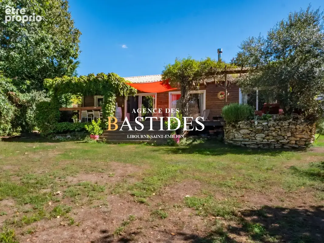 Photo Maison à Saint-Denis-De-Pile au prix de 282 000€