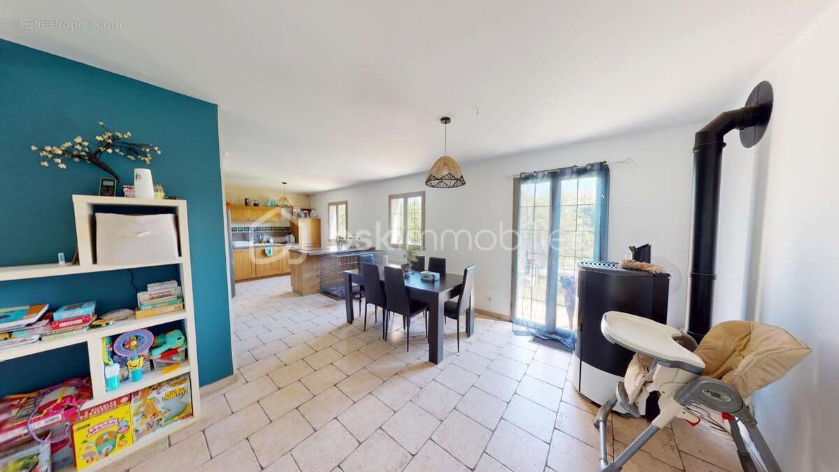 Maison à NARGIS