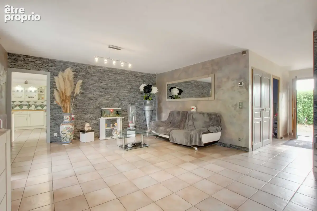 Maison 6 pièces 155m2 à Hauteville-Sur-Fier - photo 4
