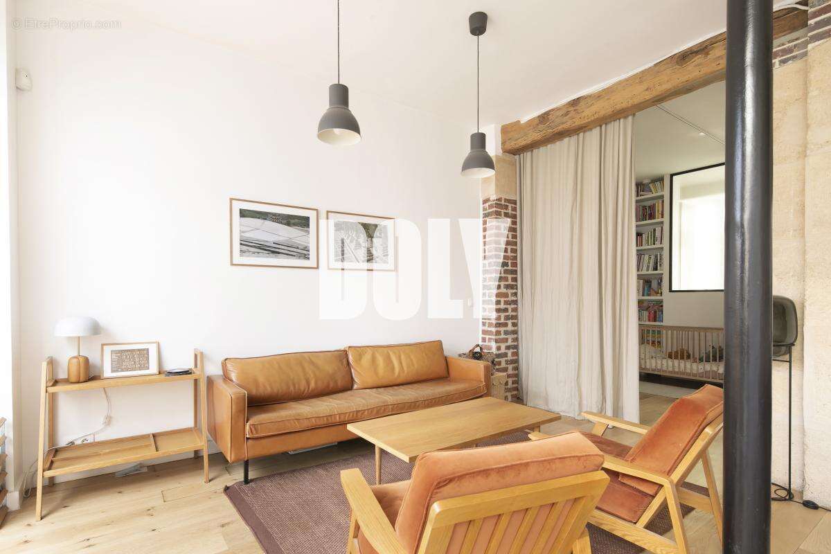 Appartement à PARIS-11E