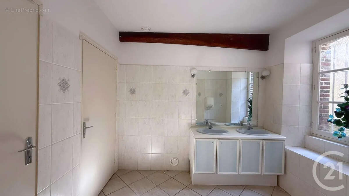 Maison à VERON