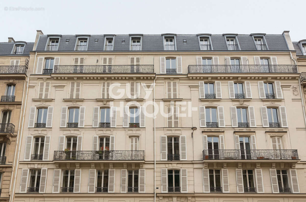 Appartement à PARIS-11E