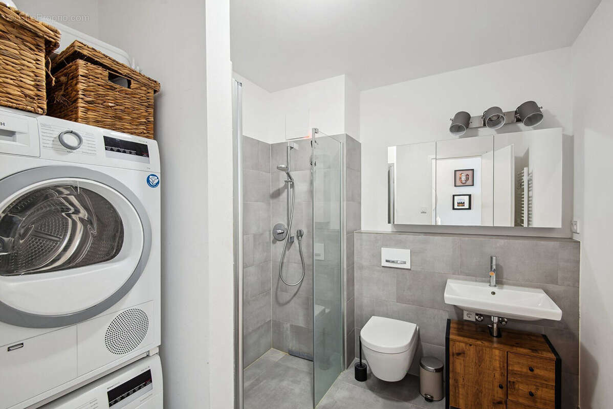 Appartement à NANTERRE