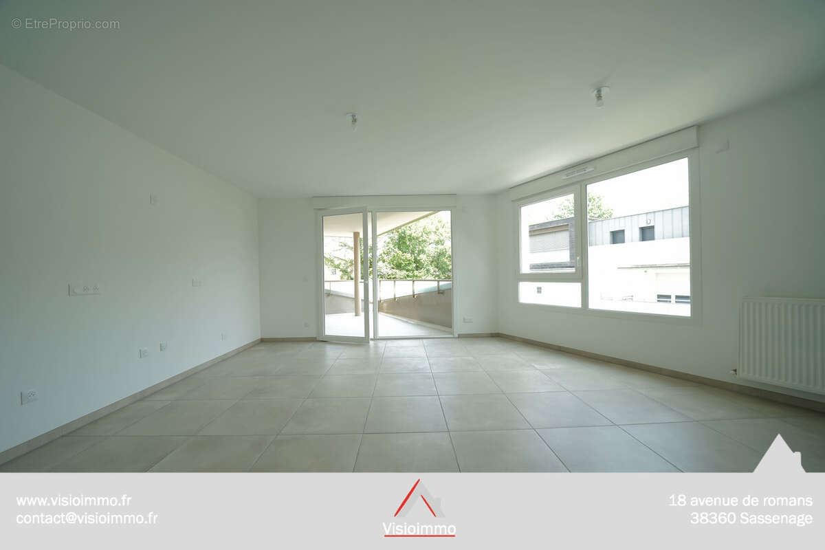 Appartement à MEYLAN