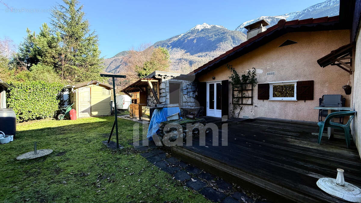 Maison à ROGNAIX