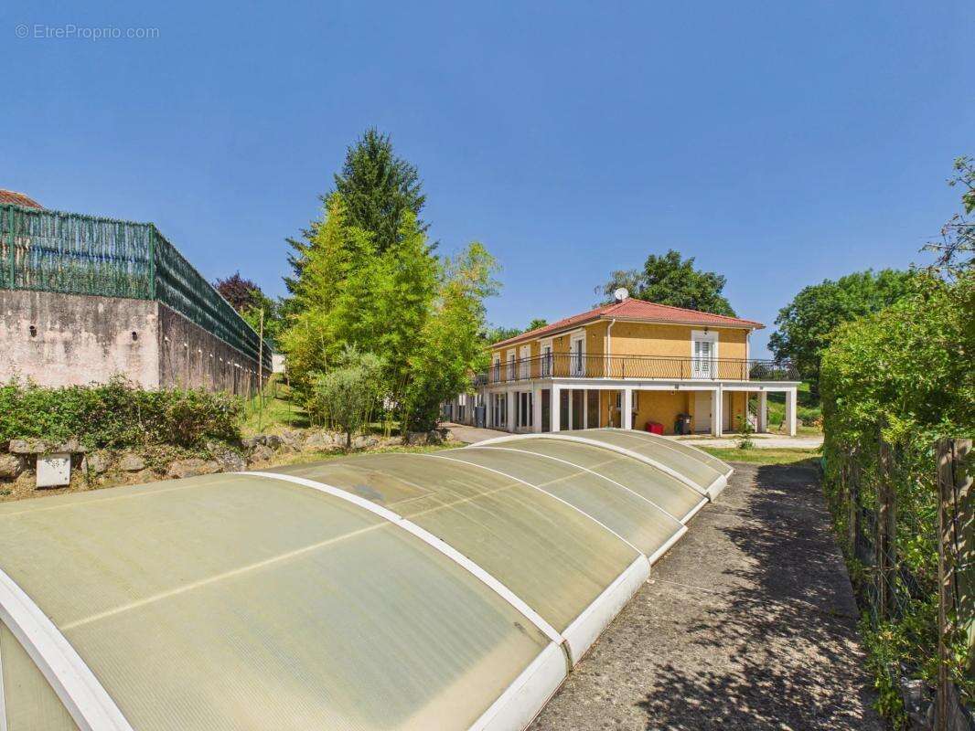 Maison à JARDIN