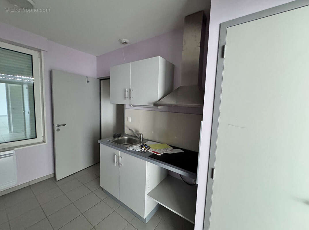 Commerce à BRICQUEBEC