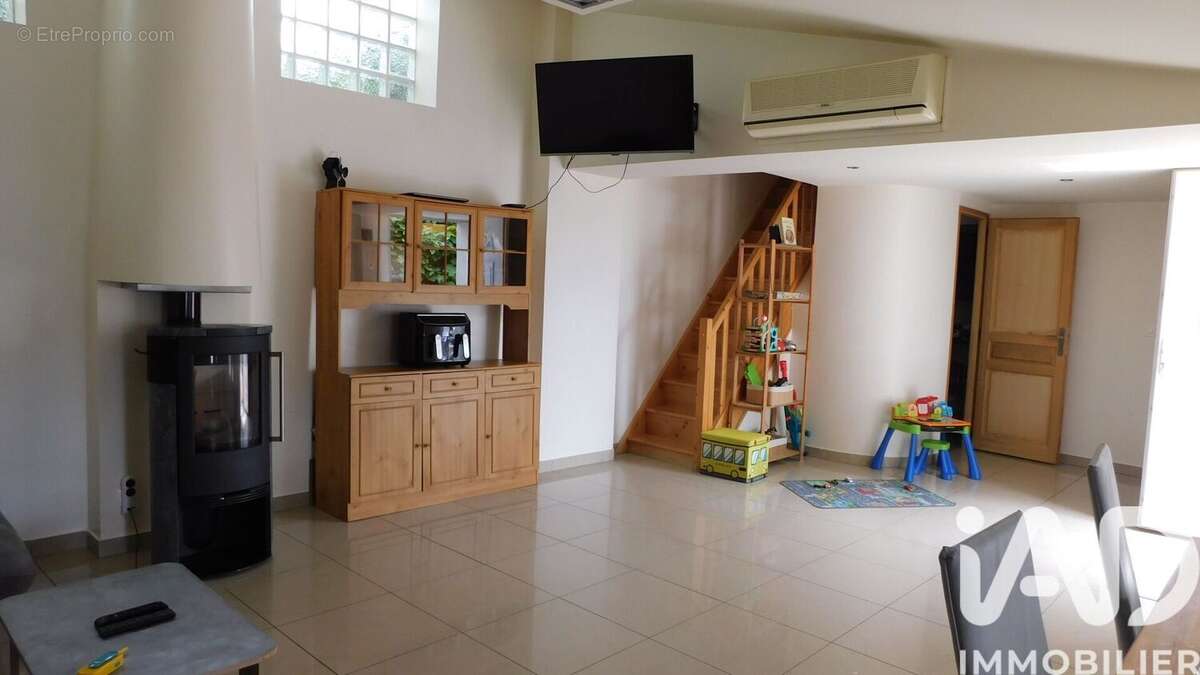 Photo 7 - Maison à MONTLUCON