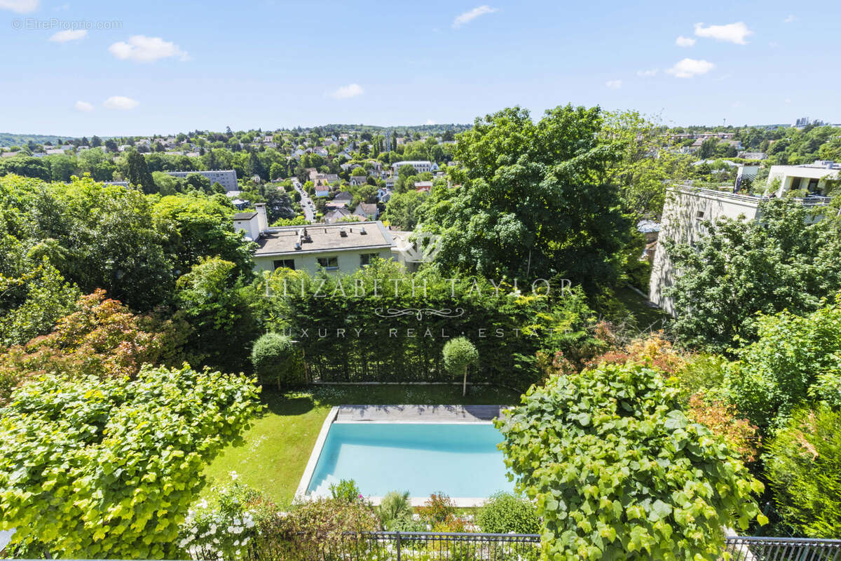 Maison à SAINT-GERMAIN-EN-LAYE