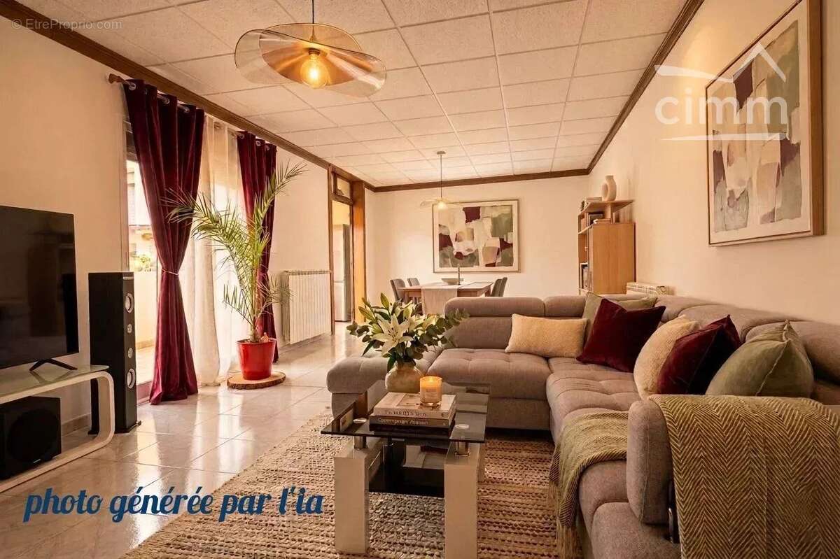 Maison à LAROQUE-D'OLMES