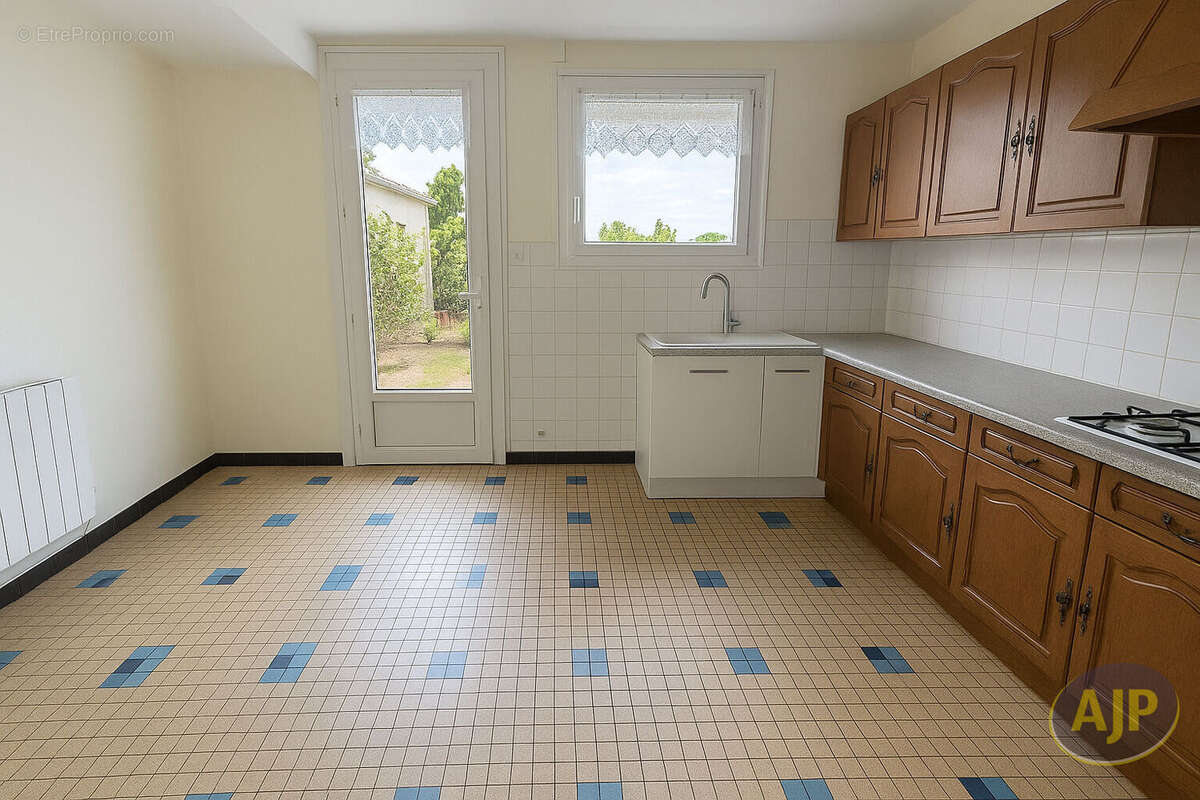 Maison à LA ROMAGNE