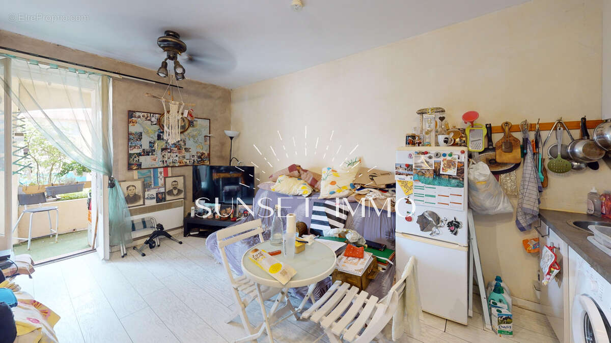 Appartement à SAUSSET-LES-PINS
