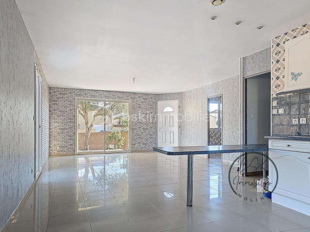 Maison à COLOMBIERS