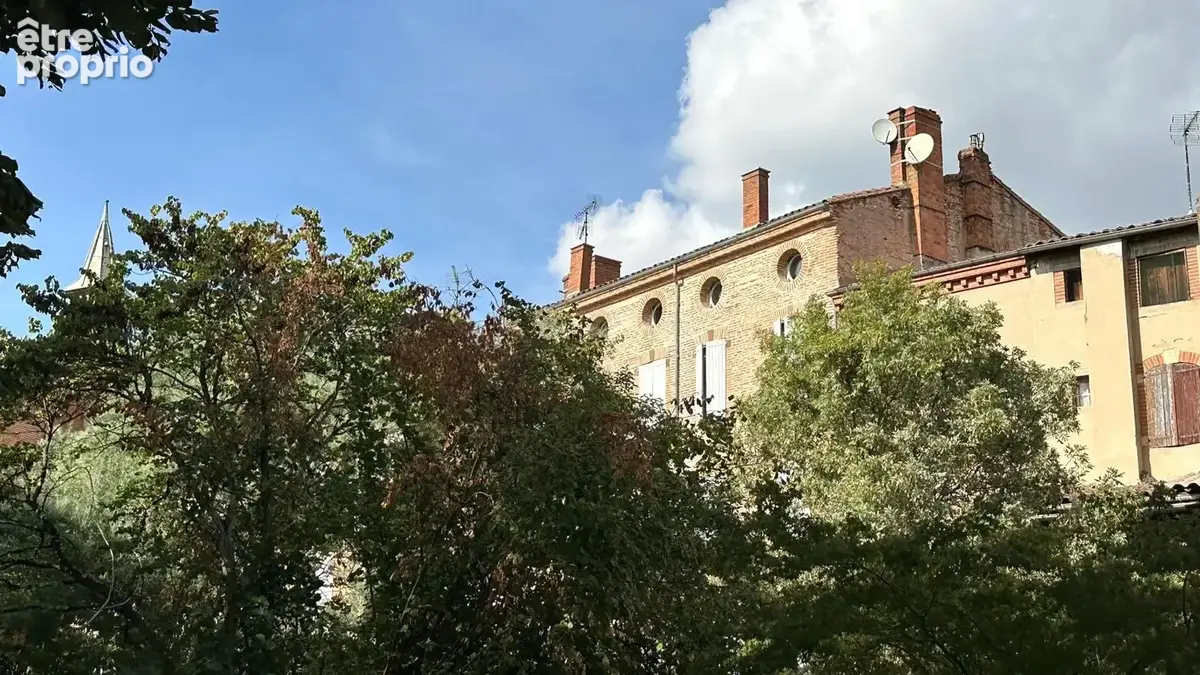 Albi Secteur Unesco - Superbe appartement de type 4 avec ascenseur. - photo 2