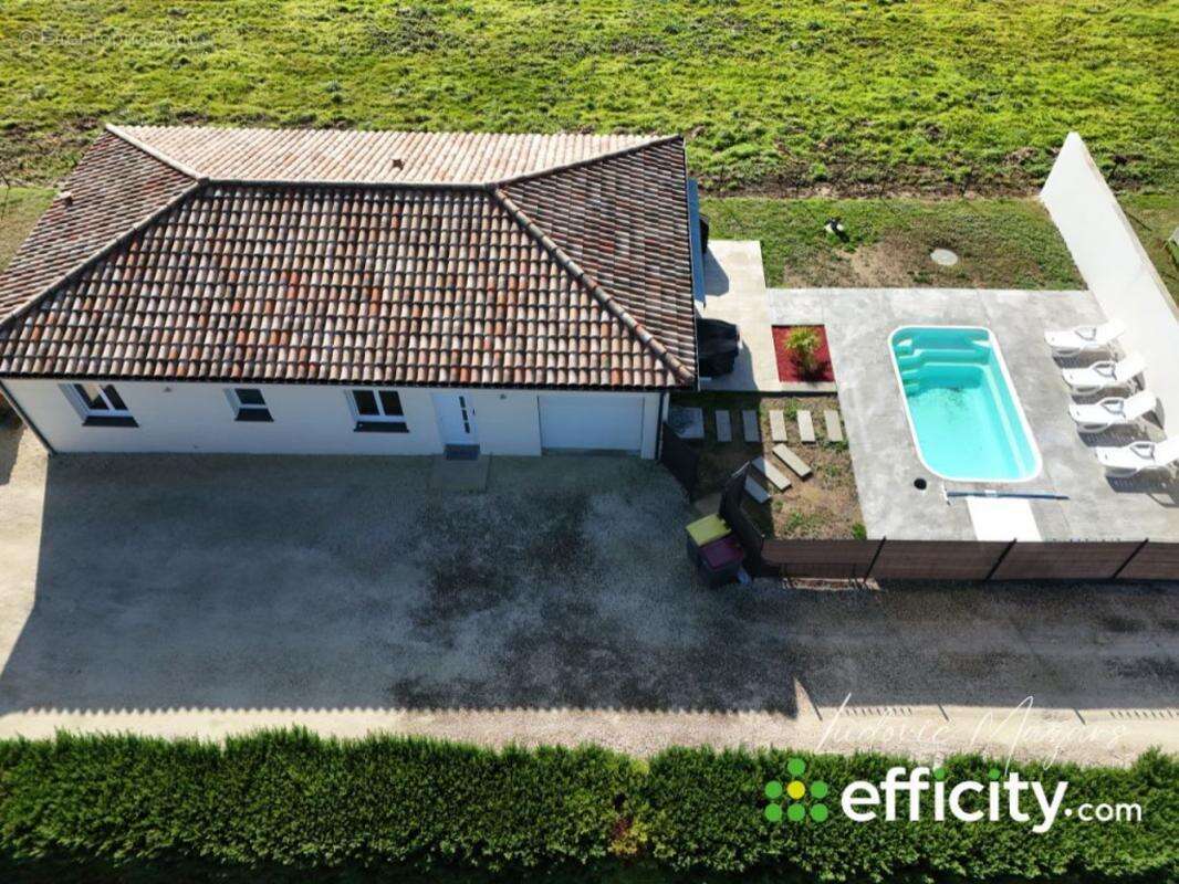 Maison à CASTELSARRASIN