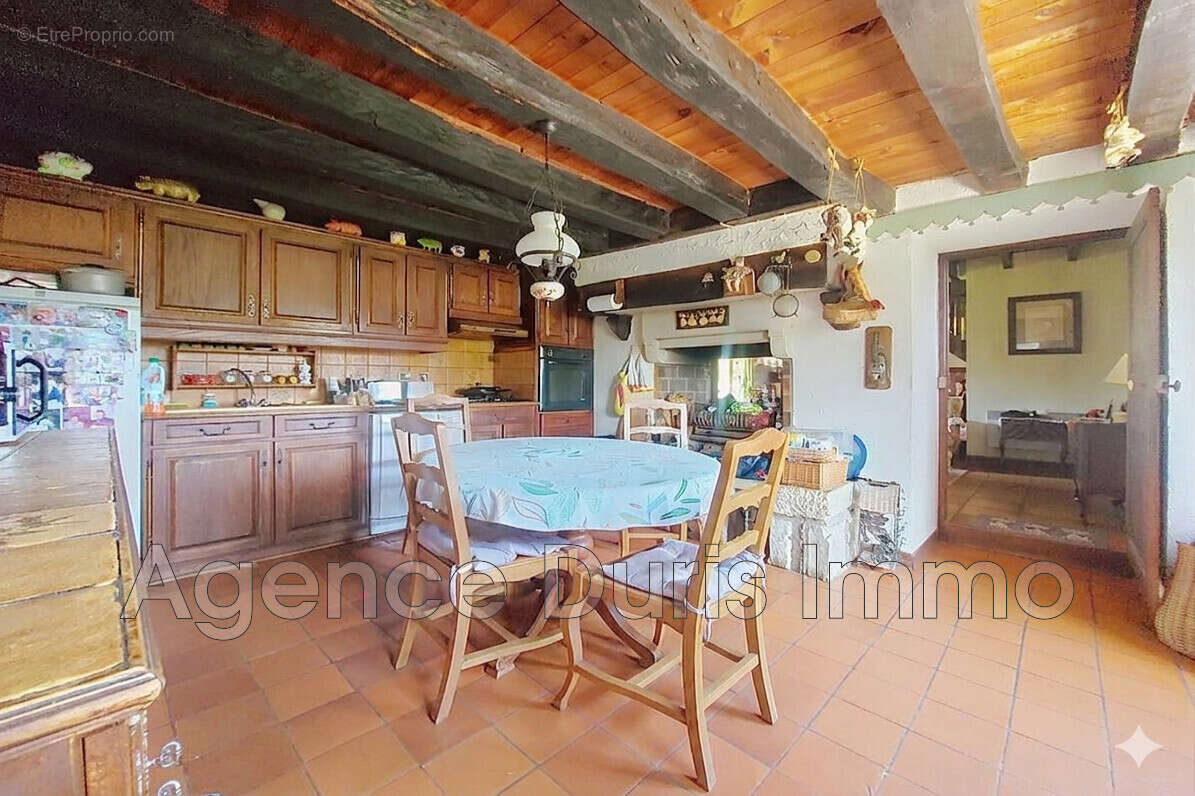 Maison à PRISSAC