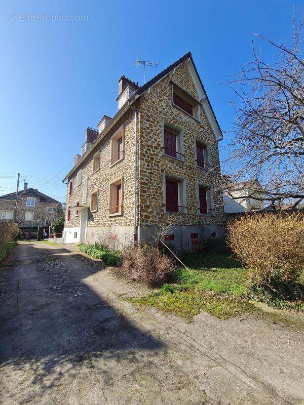 Appartement à ATHIS-MONS