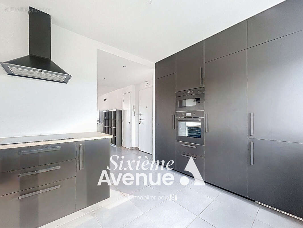 Appartement à BRON
