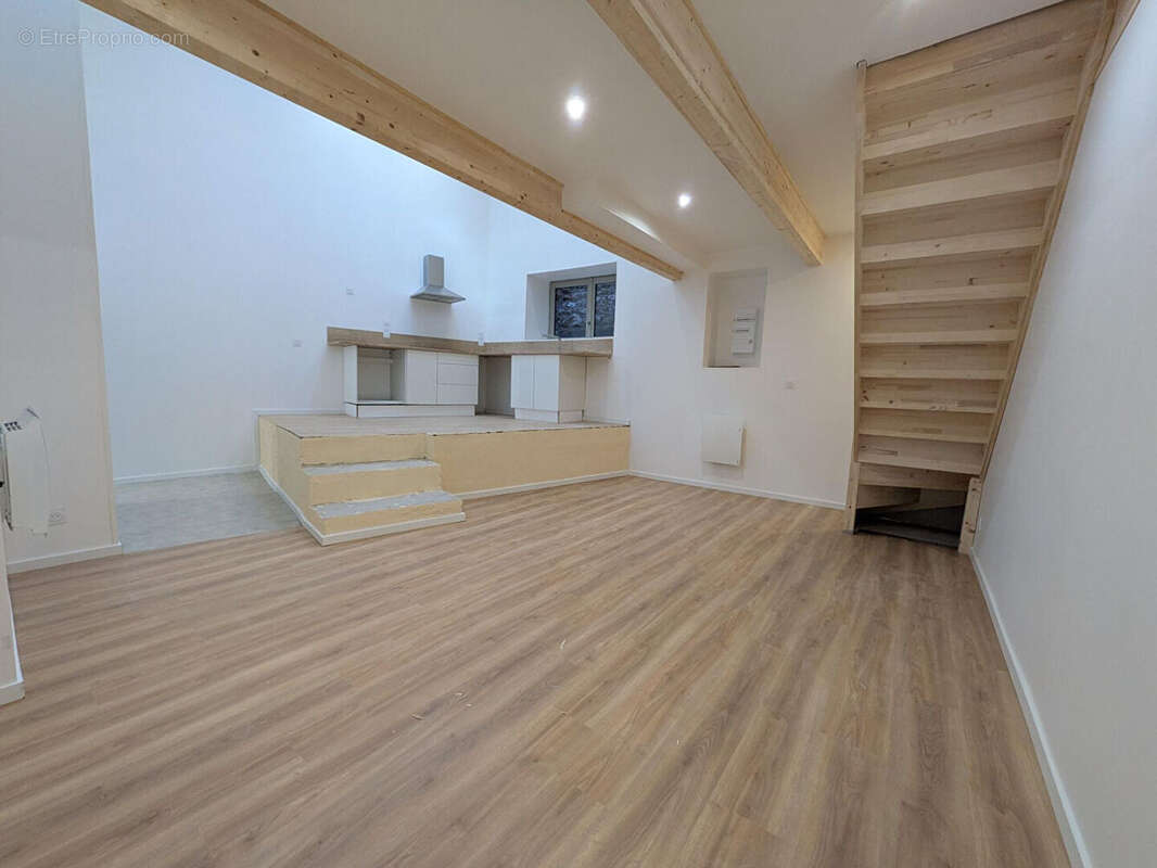 Maison à PONT-DU-CHATEAU