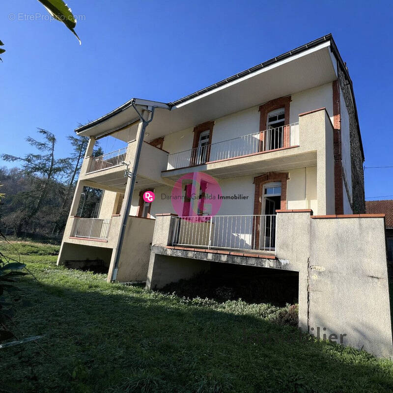 Appartement à DECAZEVILLE