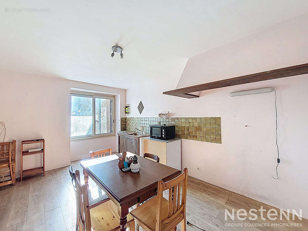 Maison à LAMONTJOIE