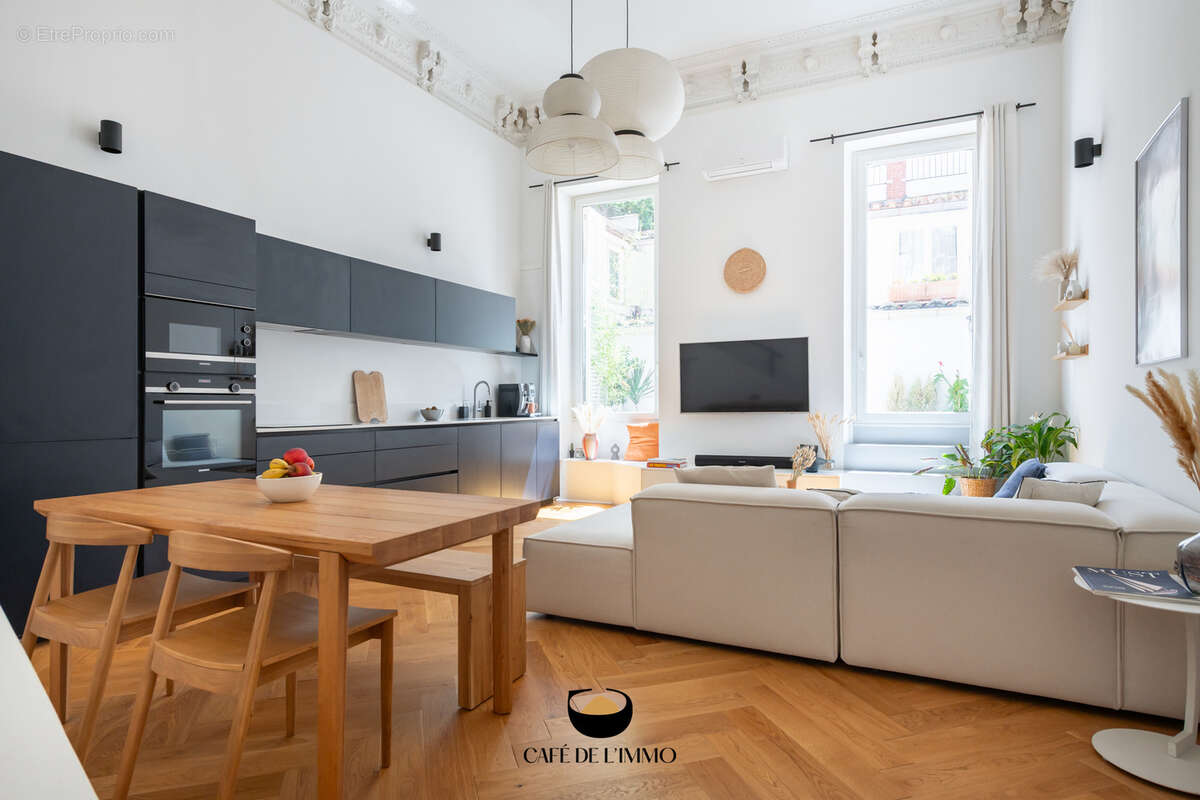 Appartement à MARSEILLE-6E