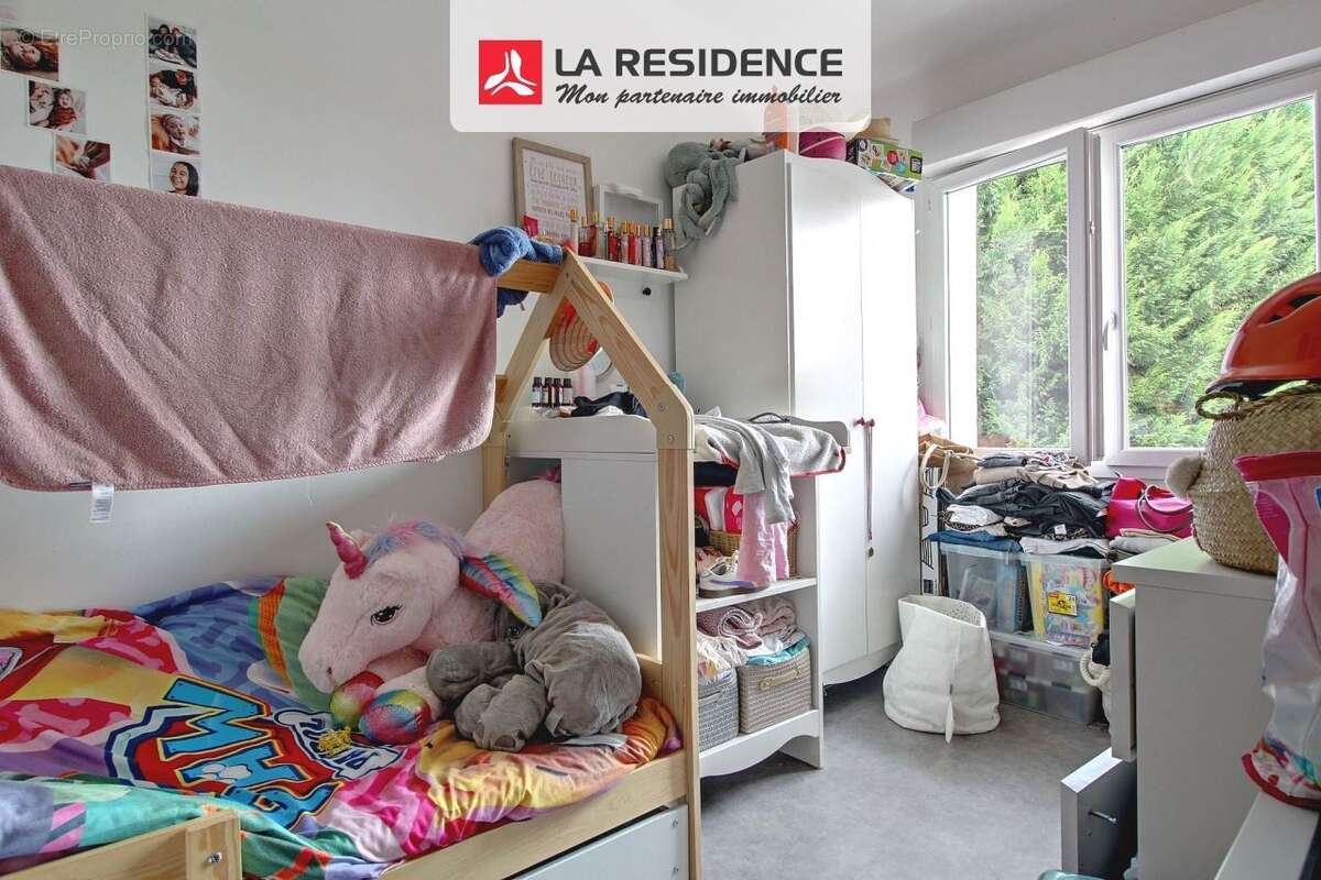 Maison à SAINT-ETIENNE-DU-ROUVRAY