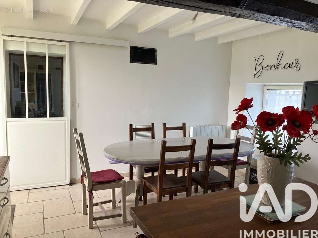 Maison 157 m² à Gilly-Sur-Loire  - photo 6