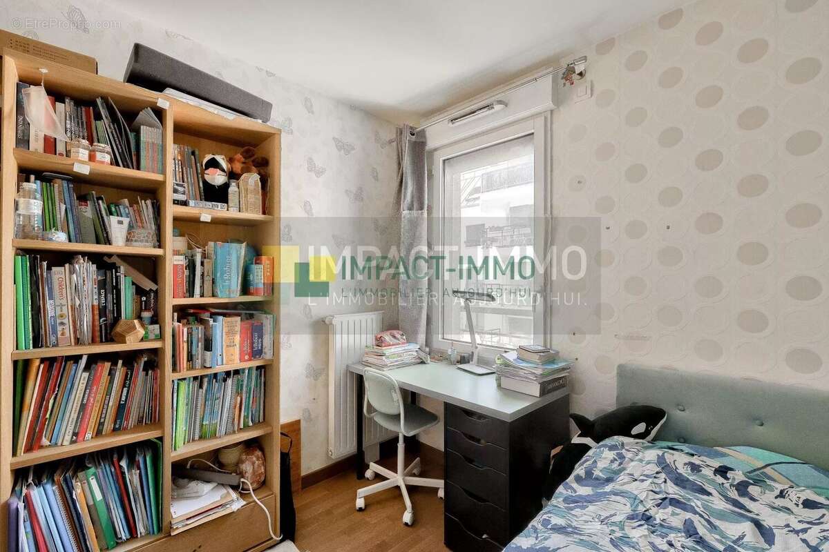 Appartement à SURESNES