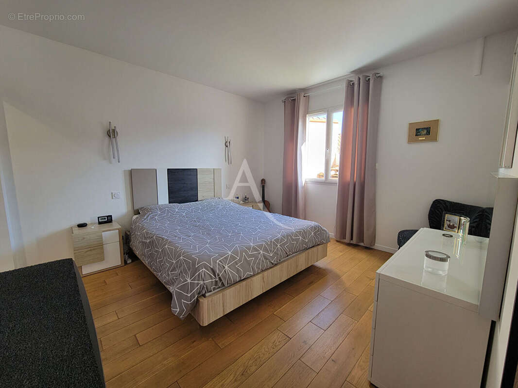 Maison à LATOUR-BAS-ELNE