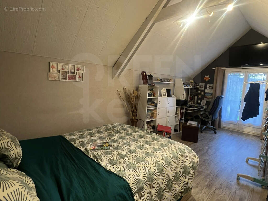 Maison à TOUCY
