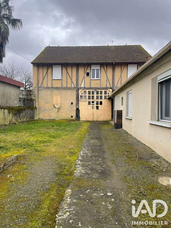 Maison 210 m² à Rabastens-De-Bigorre  - photo 6