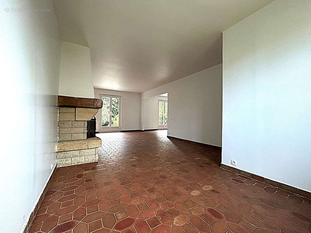 Maison à BOISSY-L'AILLERIE