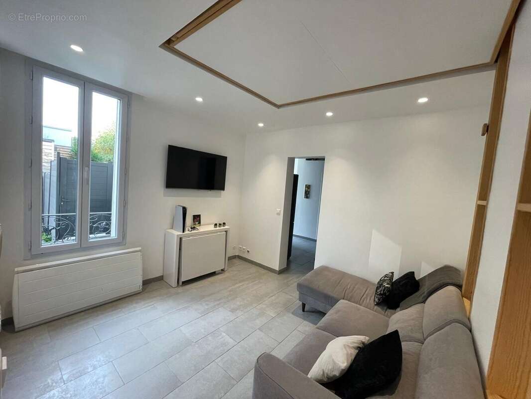 Appartement à COLOMBES