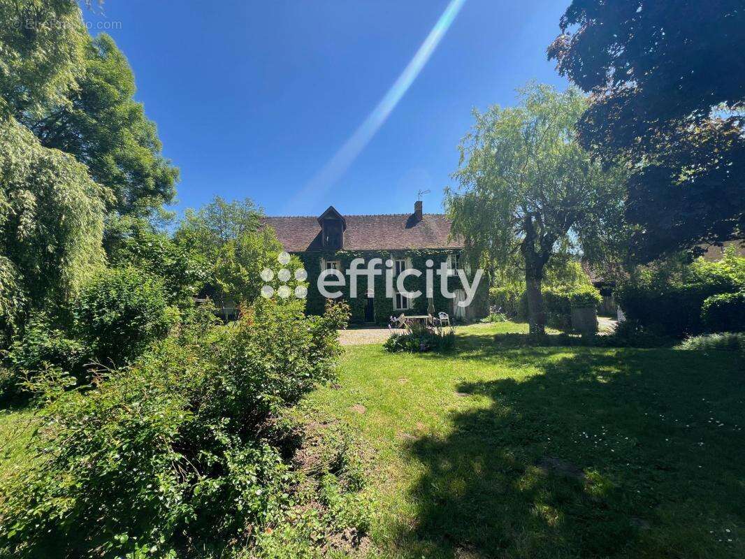 Maison à LA FERTE-BERNARD