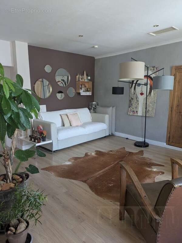 Appartement à PEROLS