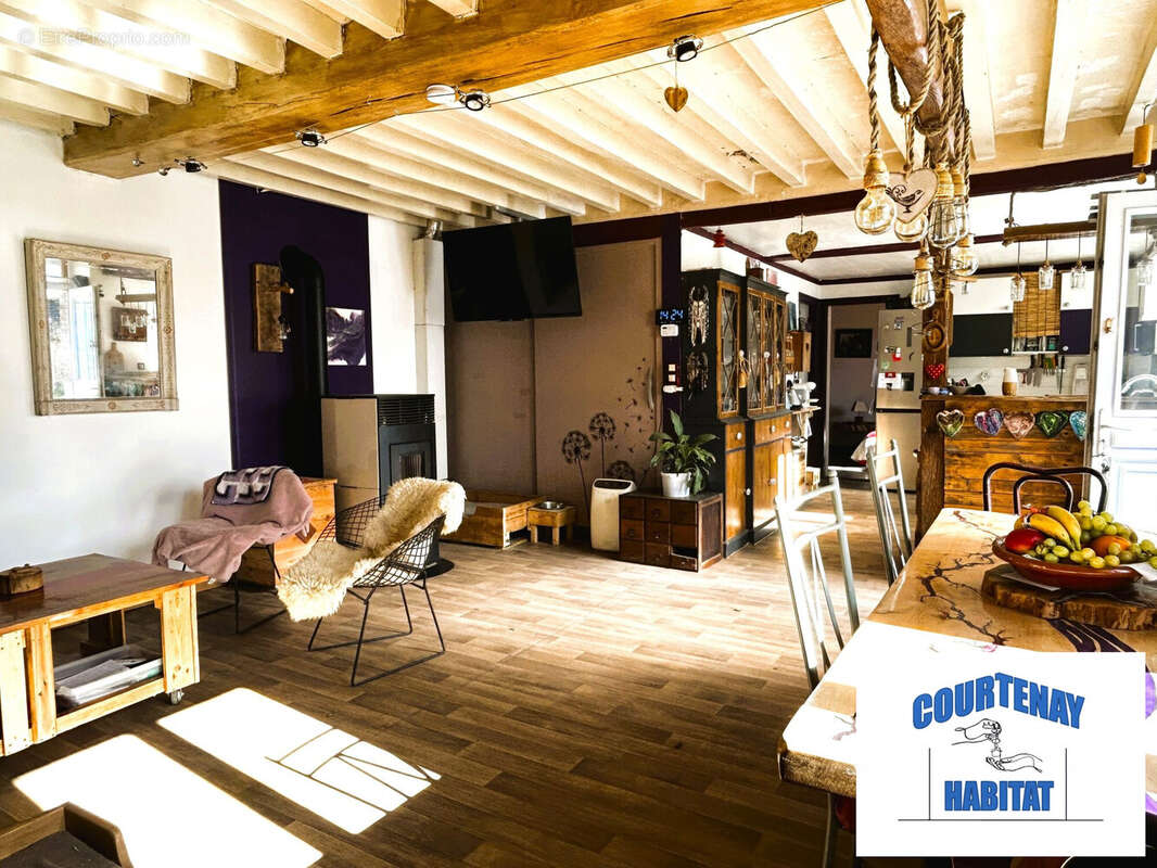 Maison à CHUELLES