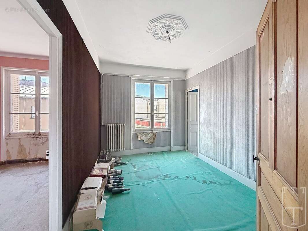 Appartement à AUBENAS