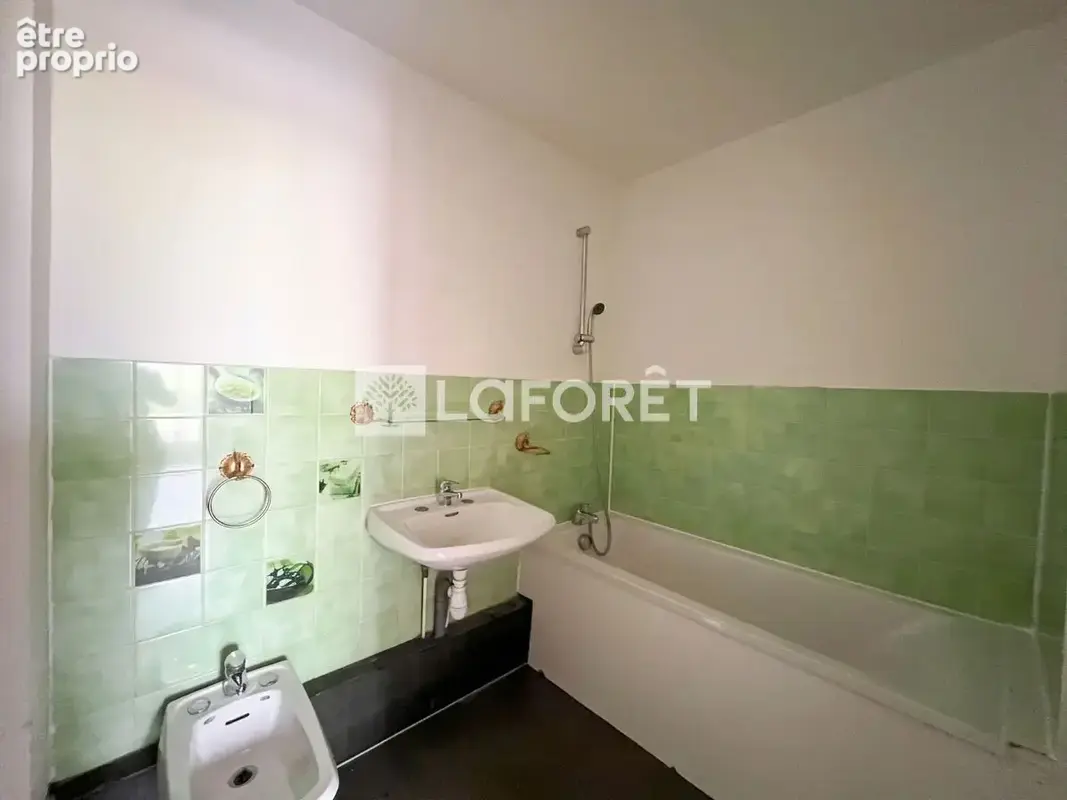 Appartement Villejuif 5 pièce(s) 85.48 m2 - photo 6