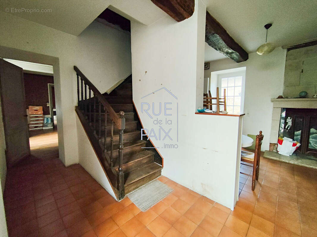 Maison à MONTHOIRON