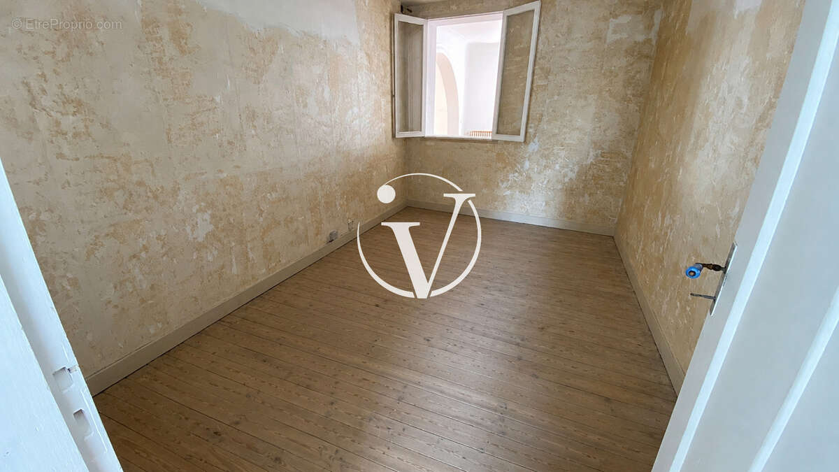 Immeuble, centre ville de Vendôme - photo 9