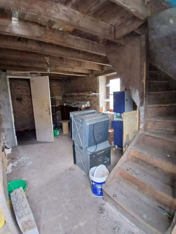 Maison à LAIZE-LA-VILLE