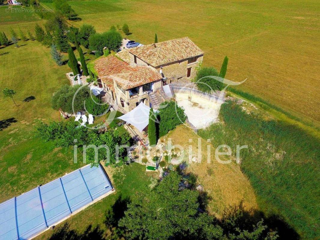 Maison à MONTBRUN-LES-BAINS