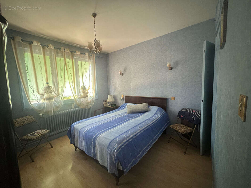 Maison à MONTLUCON