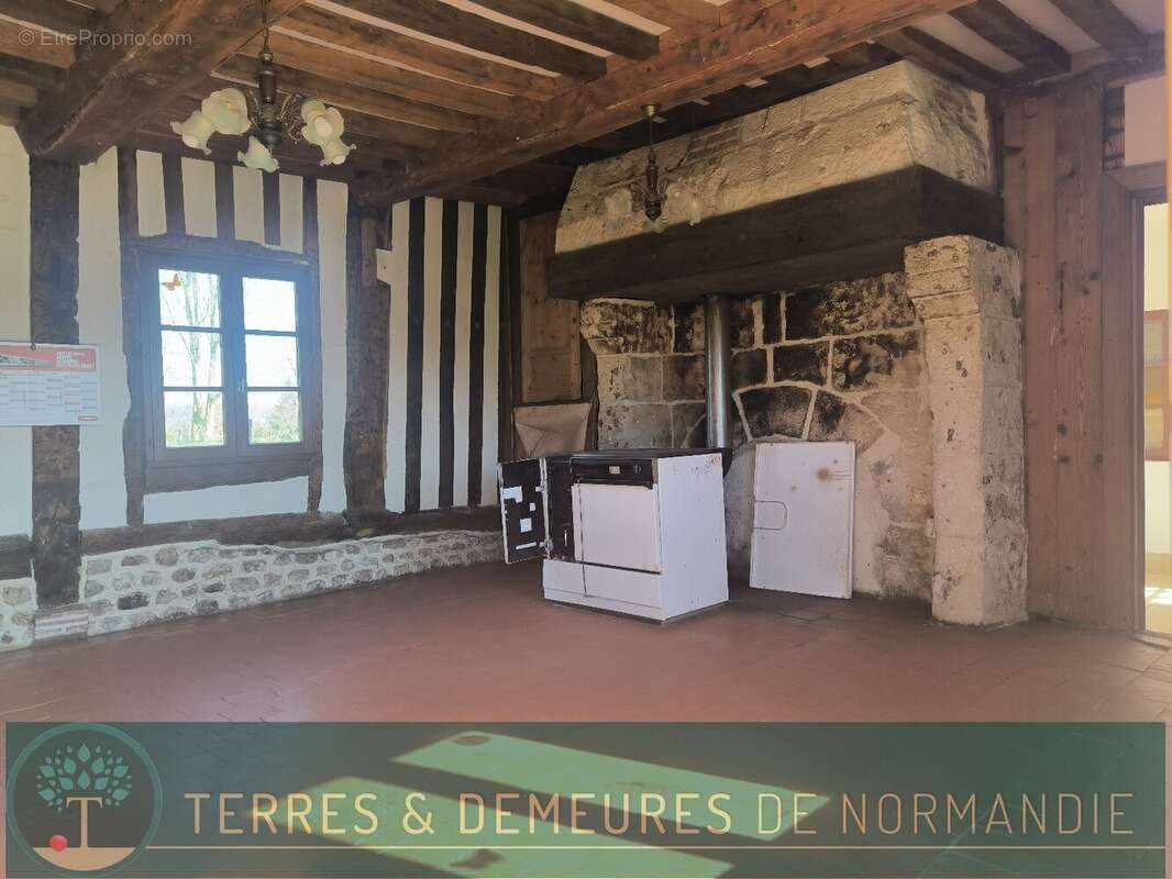 Maison à BONNEVILLE-LA-LOUVET
