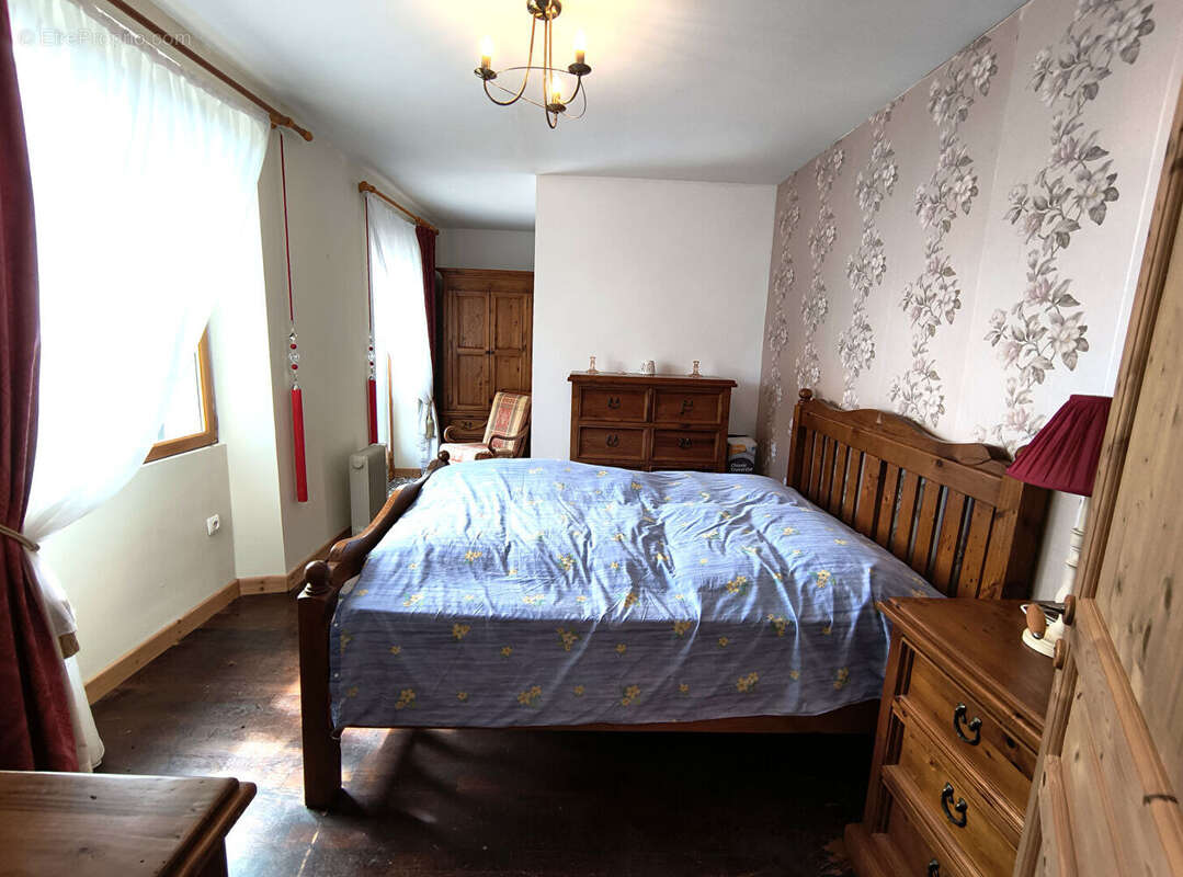 Maison à LA SOUTERRAINE