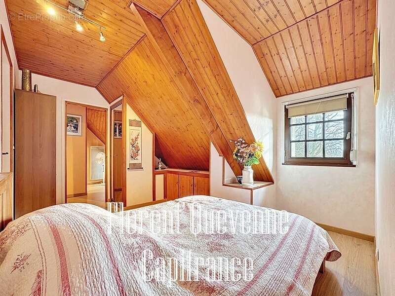 Maison à FEUGUEROLLES-BULLY