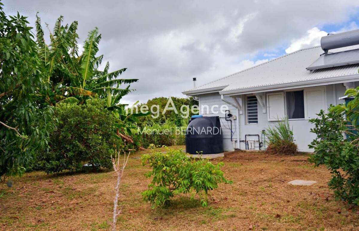 Magnifique Villa + piscine à Saint-François - 4 pièces - 146m² - photo 2