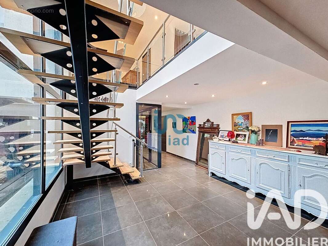 Photo 2 - Maison à RESIGNY