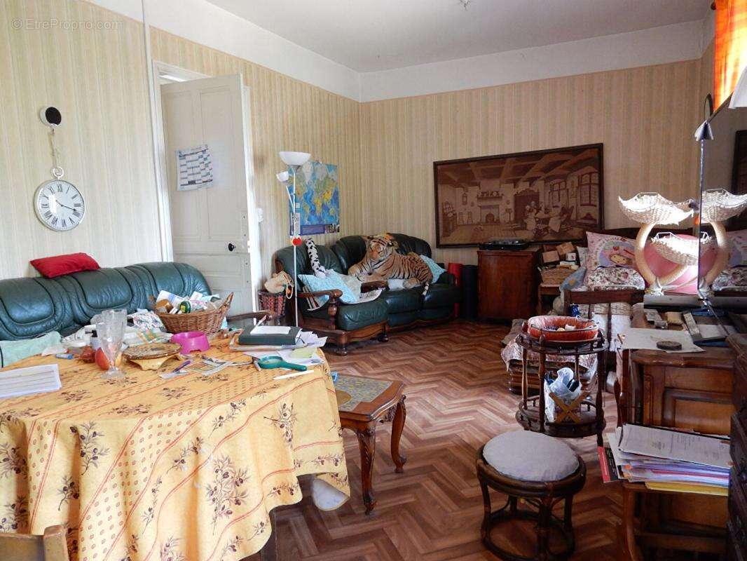 Appartement à LE CHAMBON-SUR-LIGNON